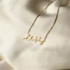 kf-S41b50f92c0b9467482945dc1cbc5babdU-Colliers-de-la-pr-sidence-de-nom-personnalis-s-pour-femmes-police-cursive-personnalis-e-bo