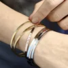 kf-S44e2559d5e3e4b12b4b518815d0b377bL-Bracelet-Personnalis-en-Acier-Inoxydable-avec-Nom-Grav-pour-Femme-Lettres-G-om-triques-4mm-6mm